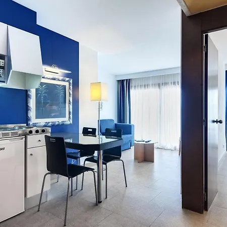 Barcelo Margaritas Royal Level Adults Only 호텔 4*