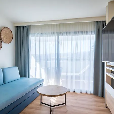 Barcelo Margaritas Royal Level Adults Only 호텔 4*