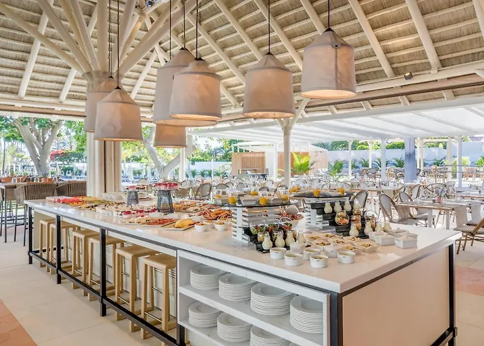 Barcelo Margaritas Royal Level Adults Only Hotel